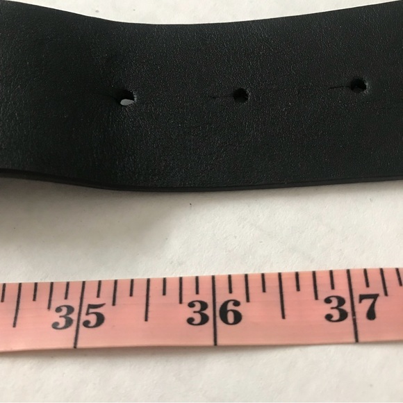 CHICO’S Stretch Belt Black with 4”Large Silver Ring Buckle Size Medium - Picture 8 of 14